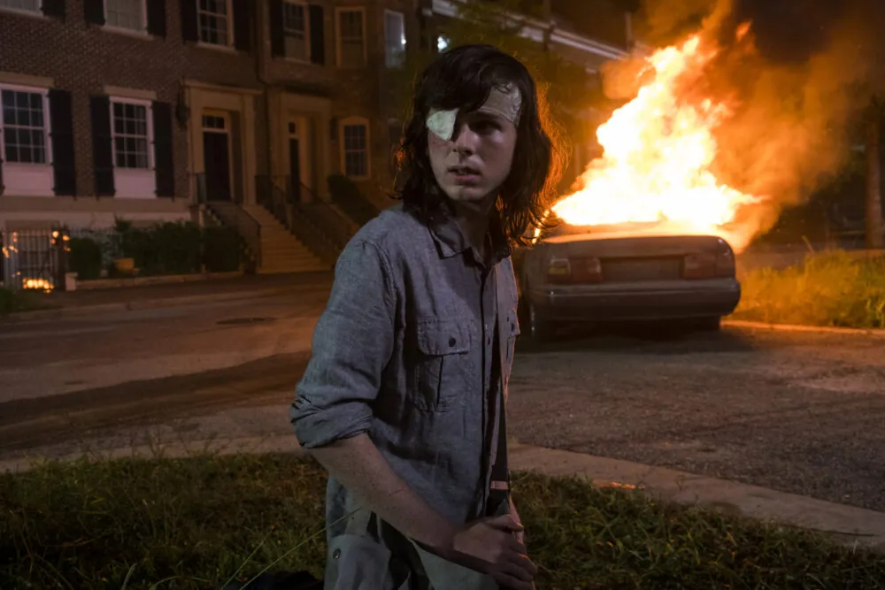 What episode, how and when does Carl die in The Walking Dead?