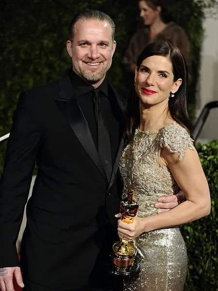 Jesse Gregory James and Sandra Bullock