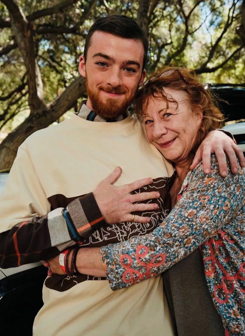 Angus Cloud and his mom