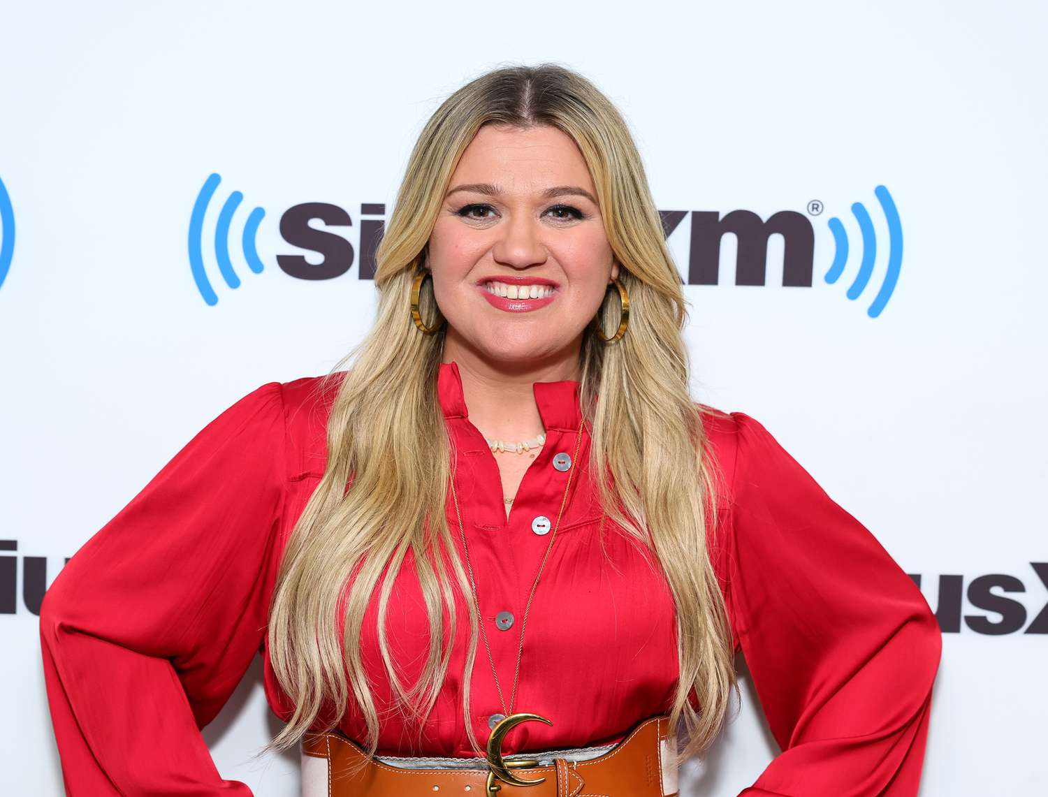 Kelly Clarkson visits SiriusXM