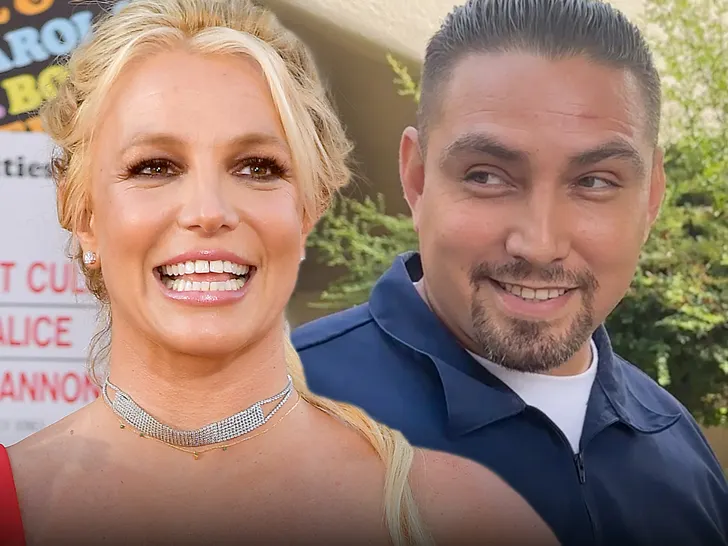 Britney Spears is very much back on with her on-and-off BF Paul Soliz