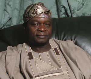 breaking-former-governor olagunsoye-oyinlola-dumps APC