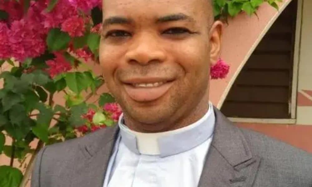 just-in-abducted-catholic-priest-father-osia-is-flashnews-what-you-live