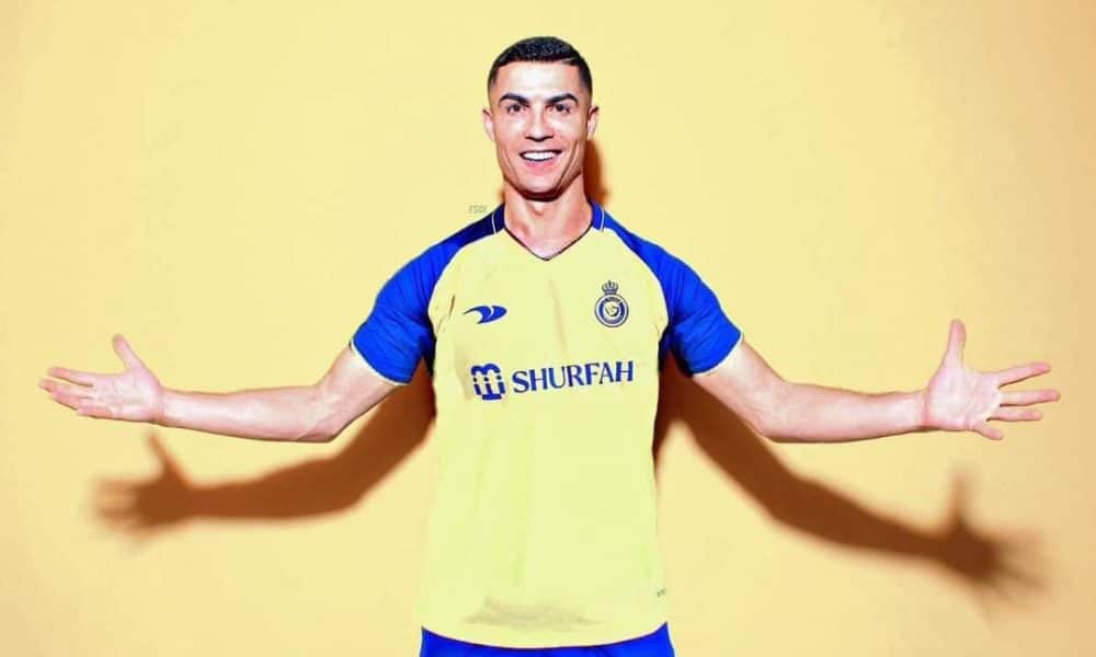 Cristiano Ronaldo signs a gigantic contract with Saudi side Al-Nassr