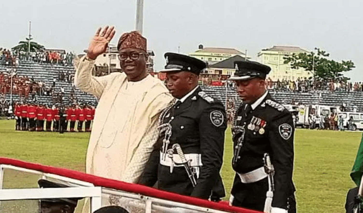 Governor Seyi Makinde Takes Oath For Second Term Amidst Heavy Rainfall ...