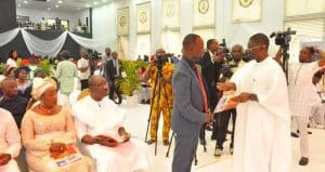 Moment Security Aide Blocked Shaibu From Greeting Obaseki (Photos)