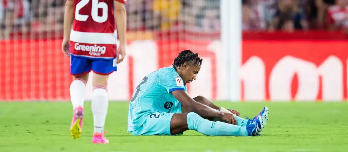 Barcelona's Kounde To Miss El-Classico Over Fresh Injury