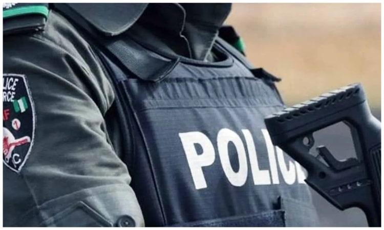 Pandemonium As Policeman Shoot LAUTECH Student To Death, Injures Others