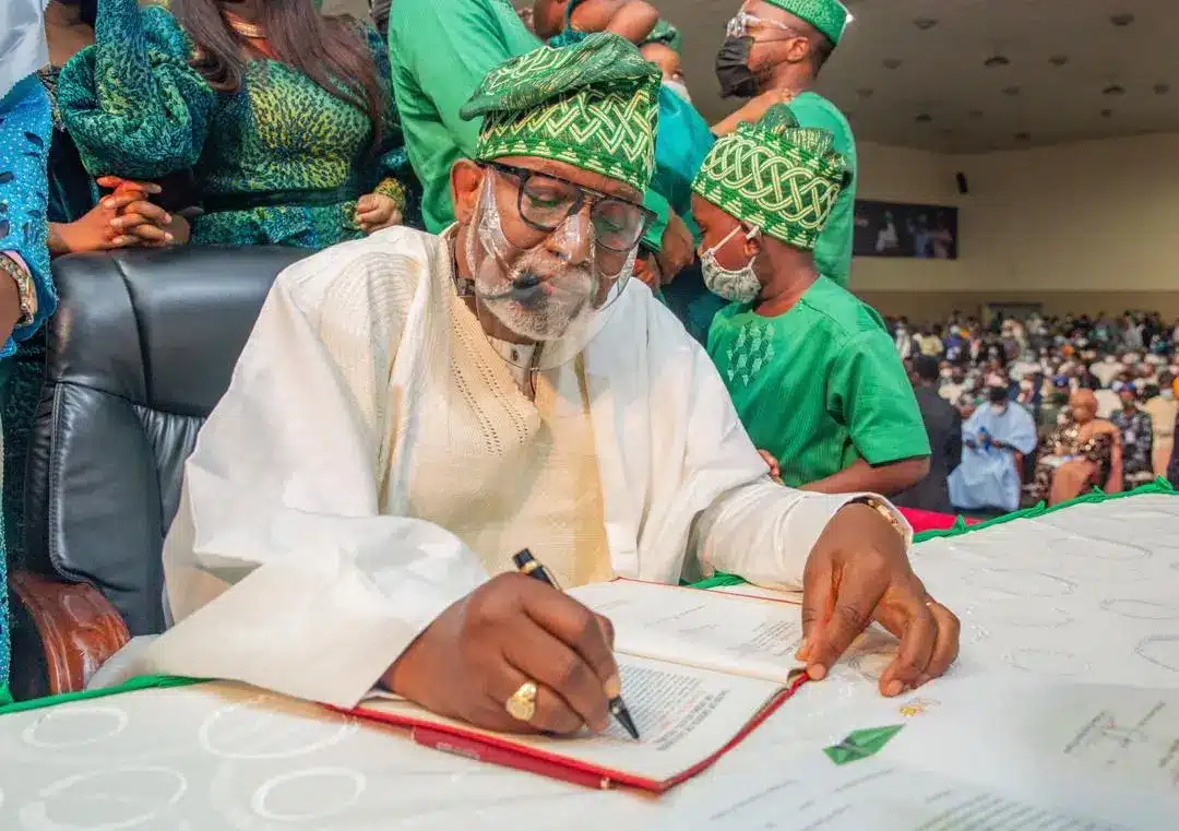 Ondo Assembly Finally Receives Akeredolu’s Letter, Declares Aiyedatiwa Acting Gov