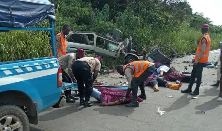 BREAKING: At Least 25 Persons Die In Tragic Road Accident Near Army Checkpoint In Enugu