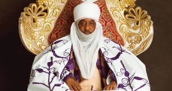 Emir Sanusi Steps Out To Hold First Palace Court Sitting (Video)
