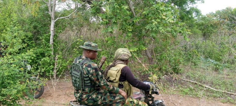 Photo: Nigerian Army Raid Bandit Hideouts, Recovers Valuable Items In Taraba