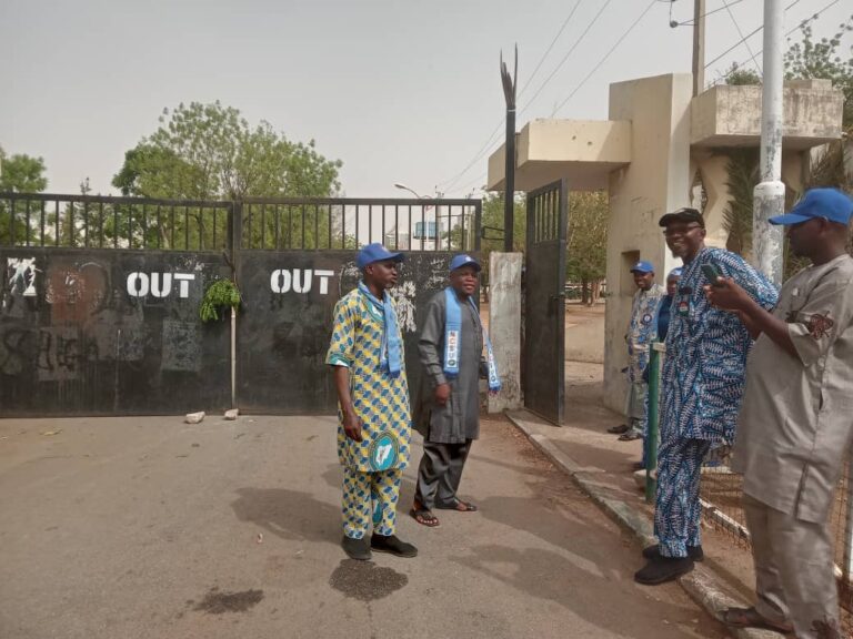 Patients Stranded As Labour Shuts Down Kano Hospital (Photos)