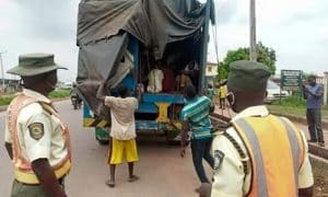 Truck, Bus Crash On Sagamu-Benin Expressway Leaves Two Dead