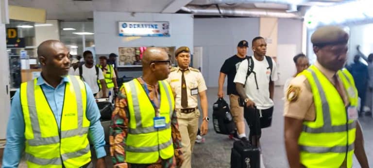 Nigerian-born New Zealander UFC middleweight fighter Israel Adesanya arrived in Lagos on Wednesday, August 21, days after losing his 4th fight in three years.