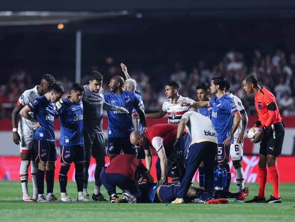 Uruguayan Player Juan Izquierdo Dies Days After Collapsing During Copa Libertadores Match