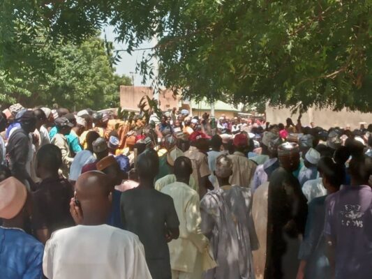 Ganduje em Kano 5