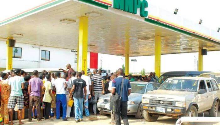 NNPC Raises Petrol Price In Abuja To ₦1,030/Litre