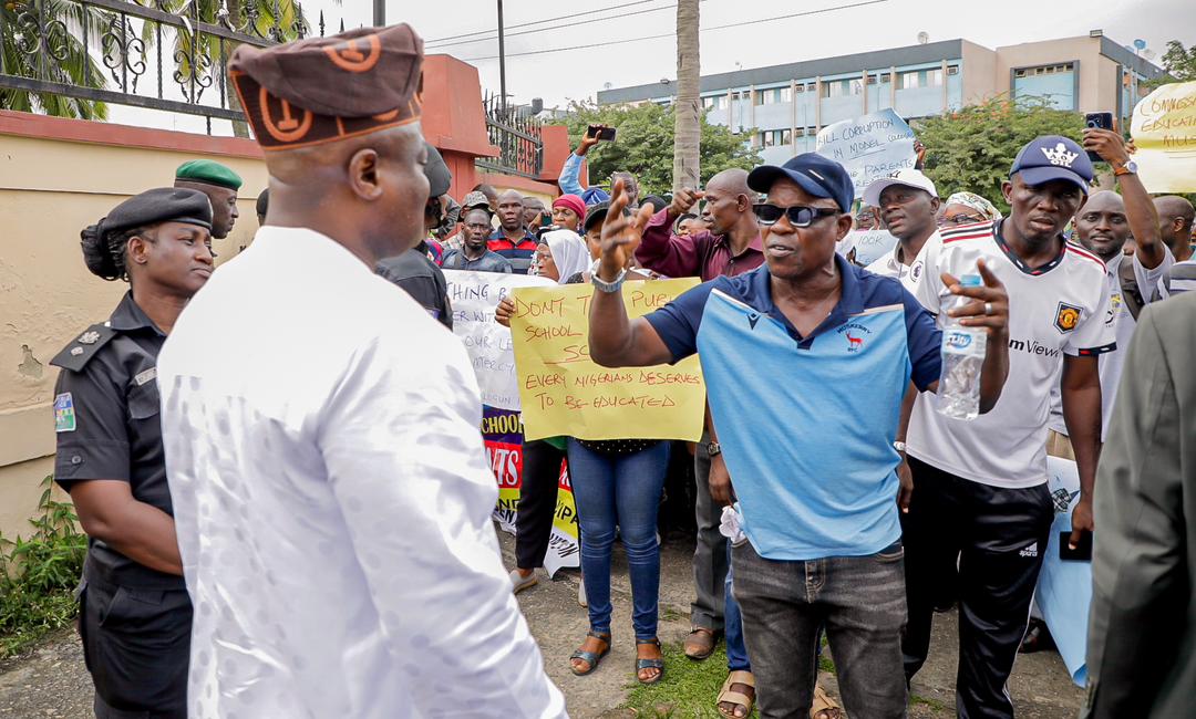 Lagos Assembly To Review Model College Fee Hike After Parent Protest