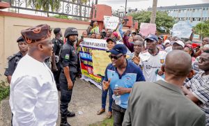 Lagos Assembly To Review Model College Fee Hike After Parent Protest