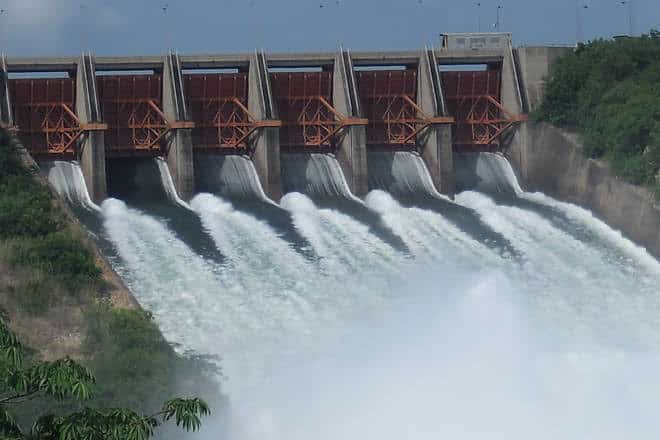 Flood Alert: FG Urges Nigerians To Prepare As Jebba Dam Spills Excess Water