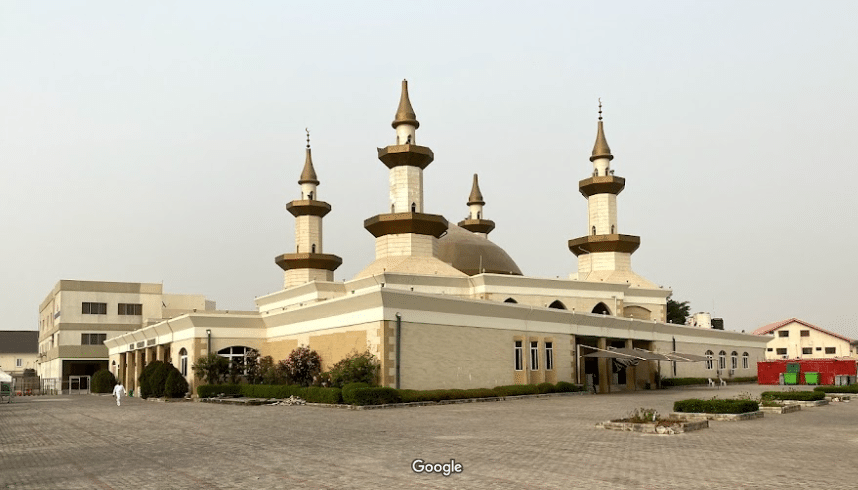 'Jesus Christ Is Not God' - Controversial Banner At Lekki Central Mosque Removed After Backlash