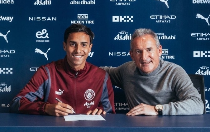 Manchester City have successfully secured the signing of teenage defender Vitor Reis from Brazilian club Palmeiras for £29.6 million.